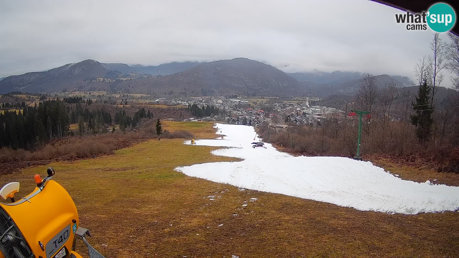 Kamera uživo Bohinjska Bistrica – Pogled u stvarnom vremenu sa skijališta Kozji Hrbet