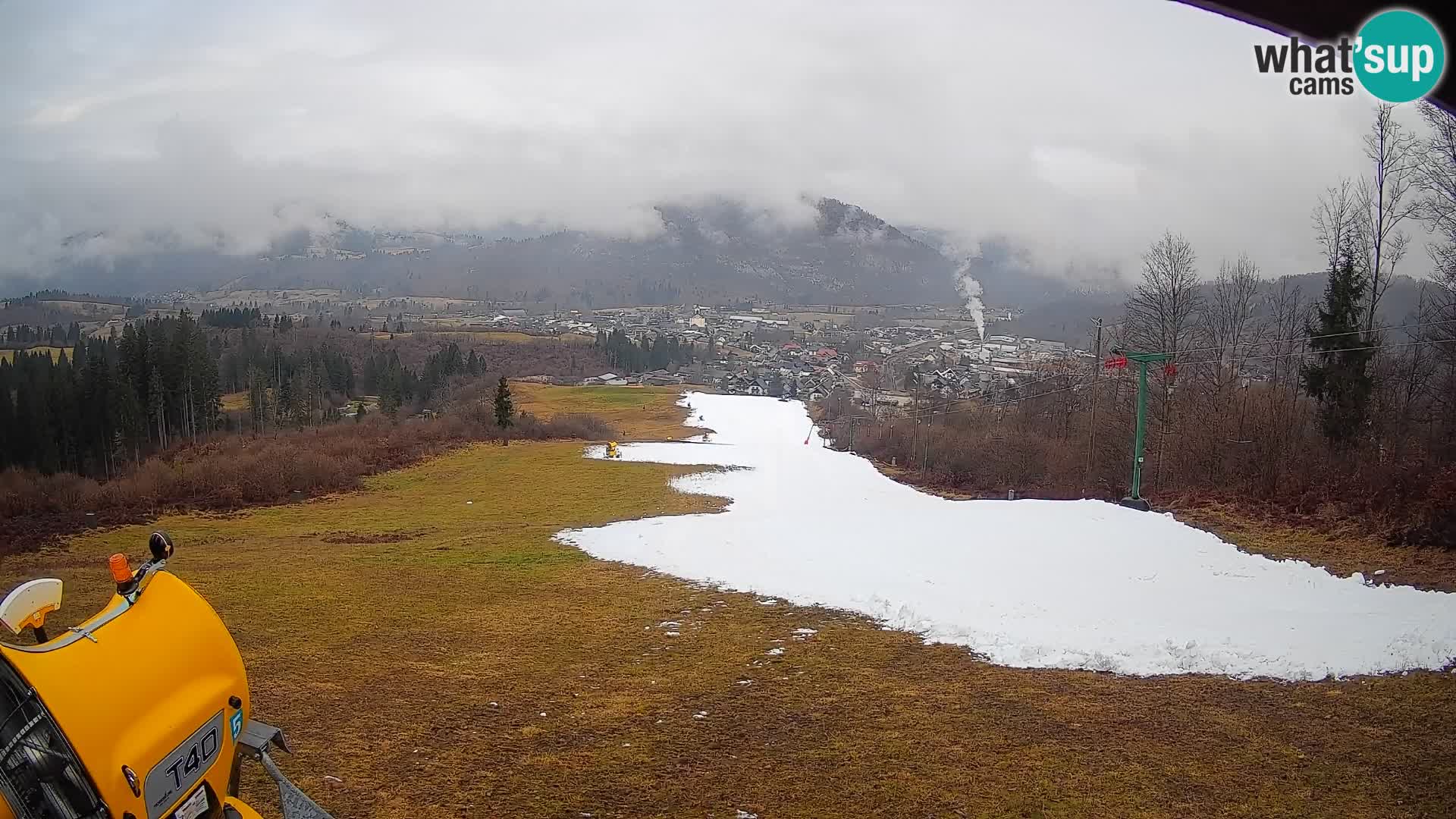 Spletna kamera Bohinjska Bistrica – Pogled v živo s smučišča Kozji Hrbet
