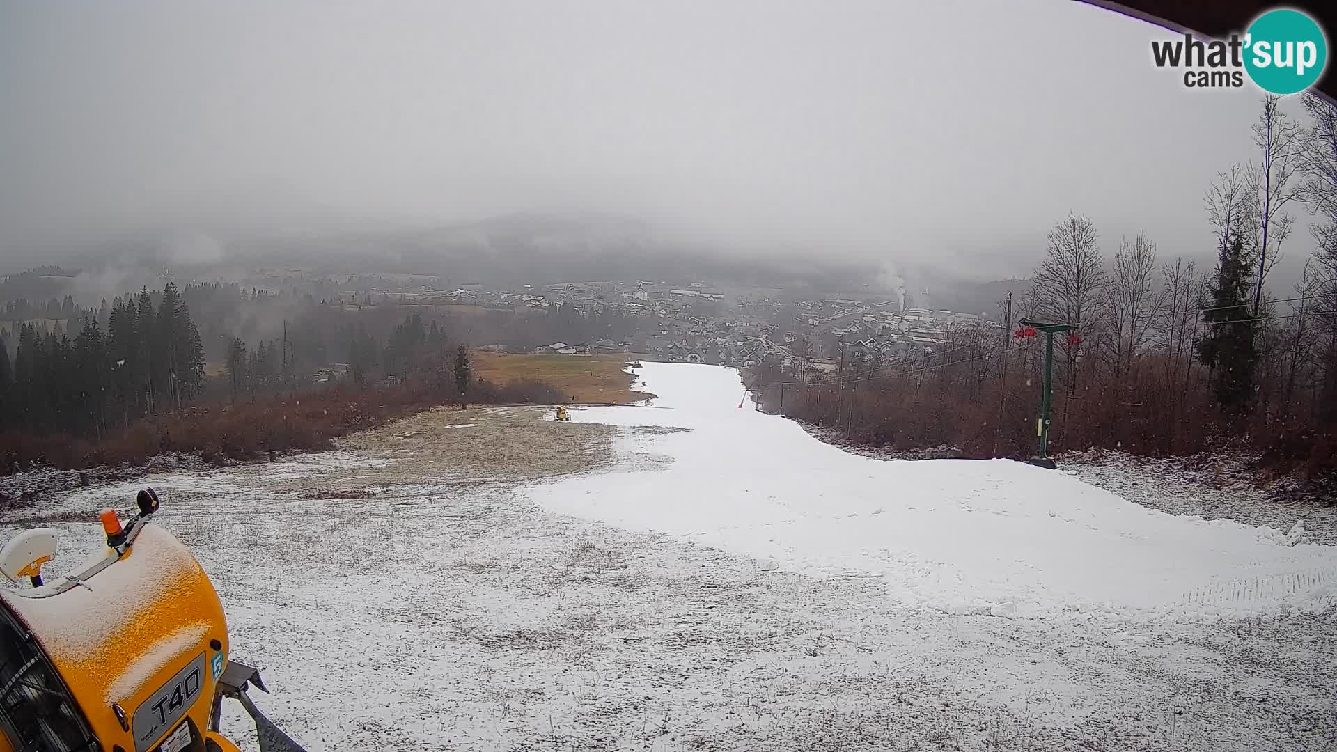 Spletna kamera Bohinjska Bistrica – Pogled v živo s smučišča Kozji Hrbet