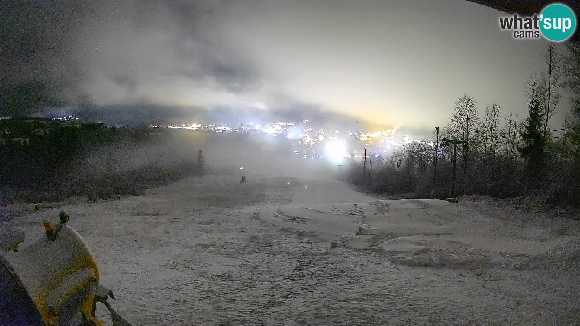 Kamera uživo Bohinjska Bistrica – Pogled u stvarnom vremenu sa skijališta Kozji Hrbet