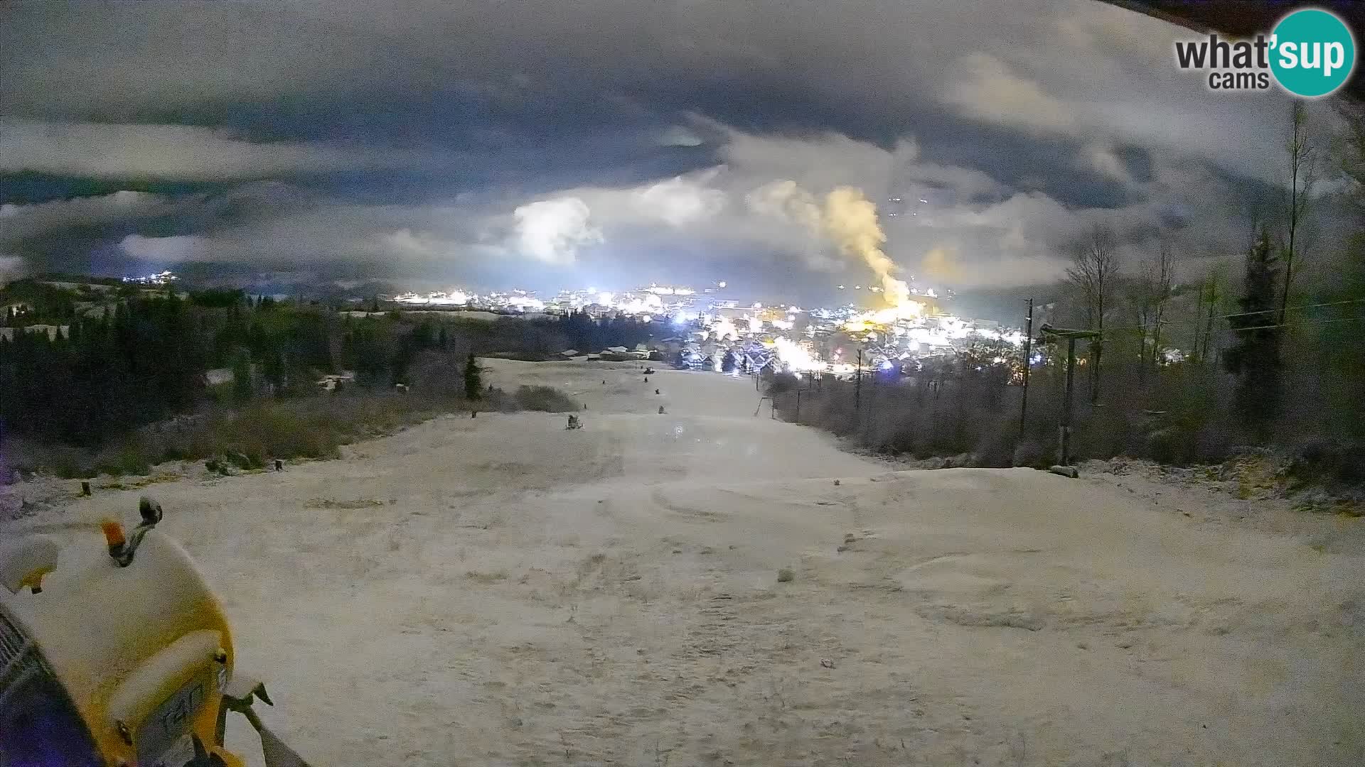 Kamera uživo Bohinjska Bistrica – Pogled u stvarnom vremenu sa skijališta Kozji Hrbet