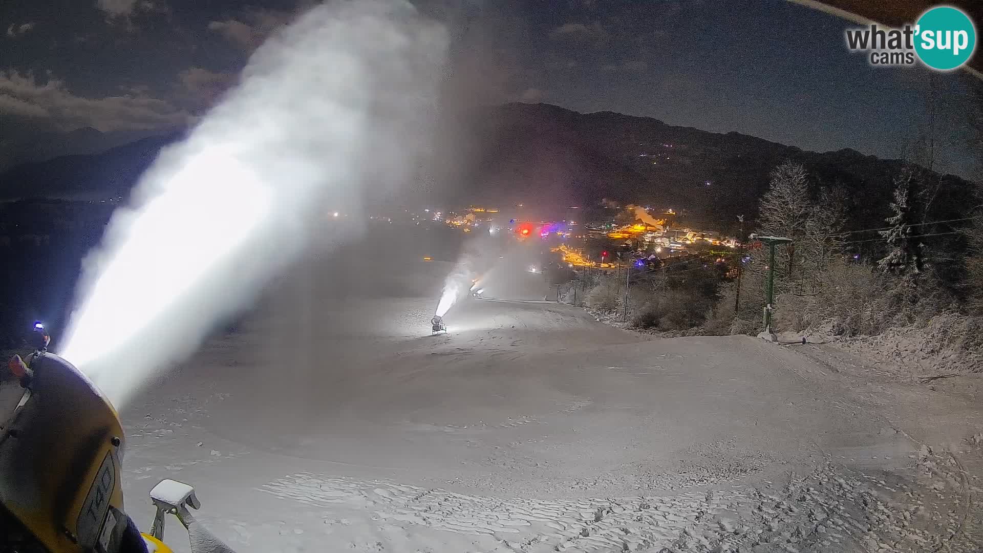 Kamera uživo Bohinjska Bistrica – Pogled u stvarnom vremenu sa skijališta Kozji Hrbet