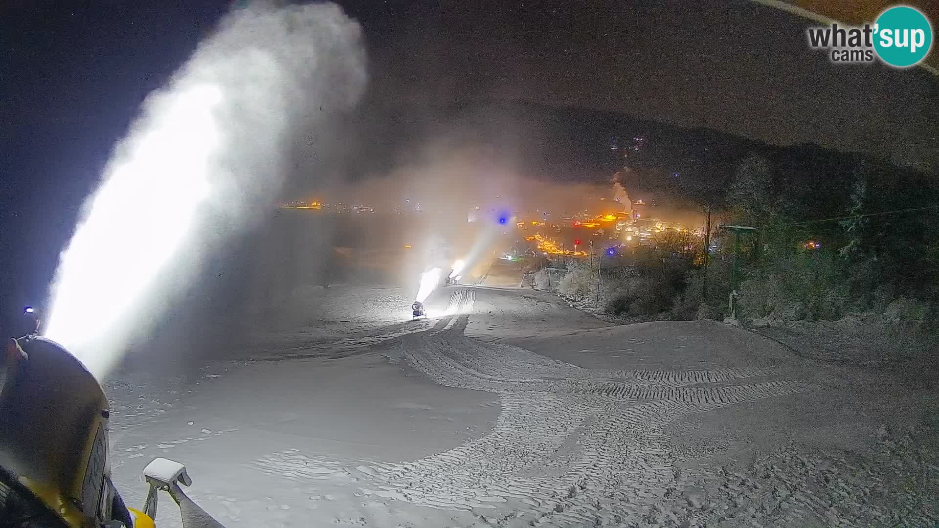 Kamera uživo Bohinjska Bistrica – Pogled u stvarnom vremenu sa skijališta Kozji Hrbet