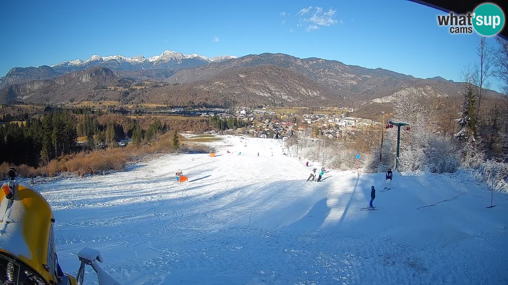 Kamera uživo Bohinjska Bistrica – Pogled u stvarnom vremenu sa skijališta Kozji Hrbet