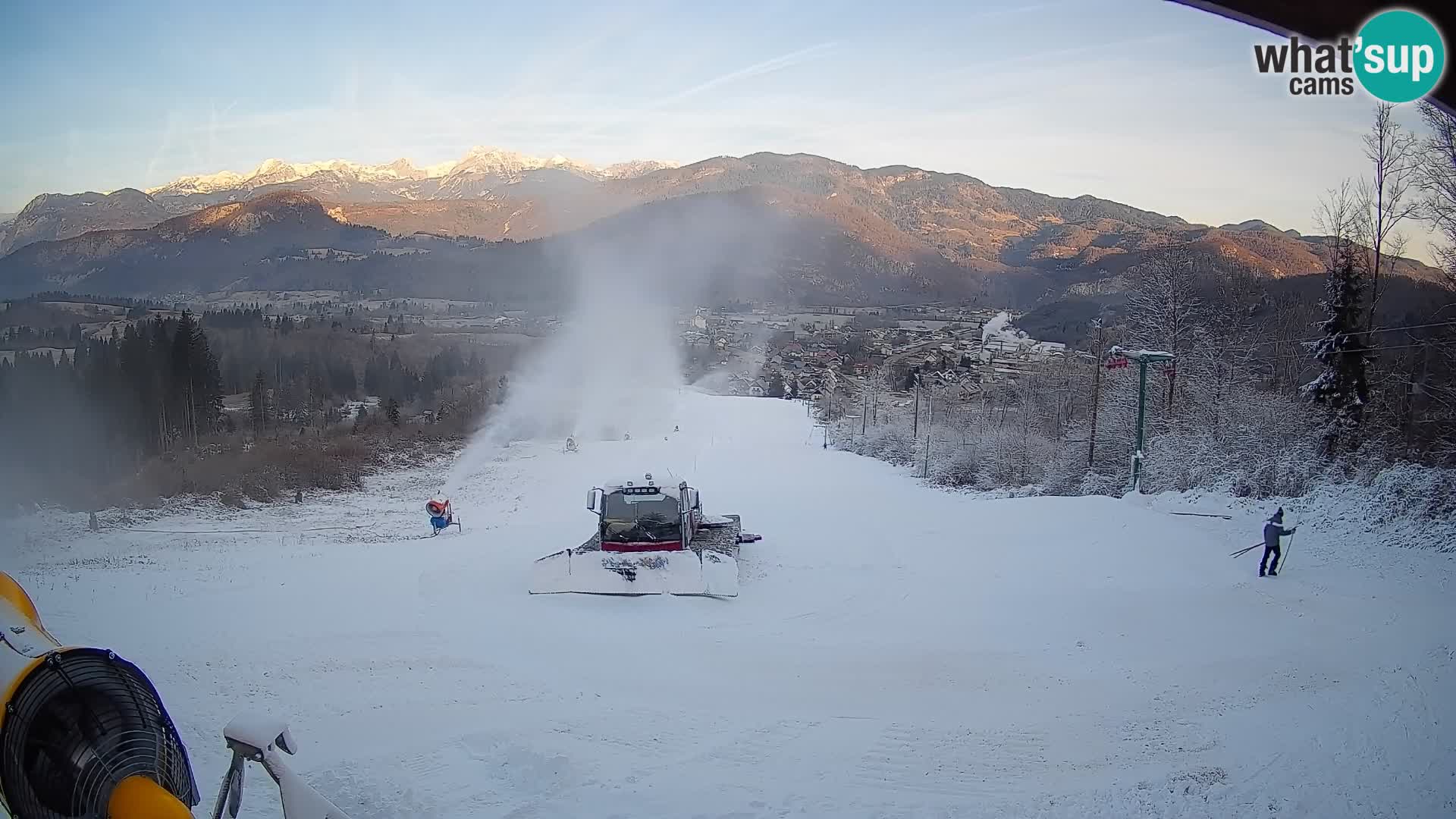 Kamera uživo Bohinjska Bistrica – Pogled u stvarnom vremenu sa skijališta Kozji Hrbet