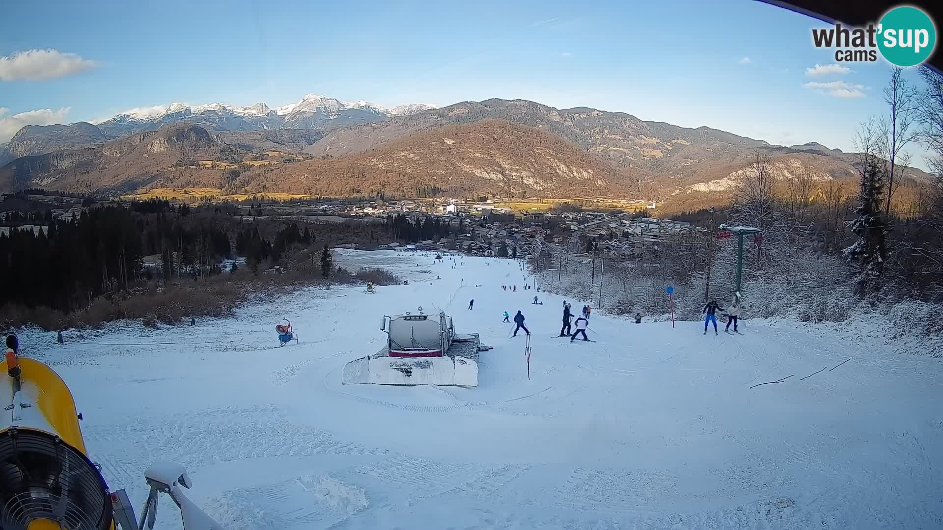 Spletna kamera Bohinjska Bistrica – Pogled v živo s smučišča Kozji Hrbet