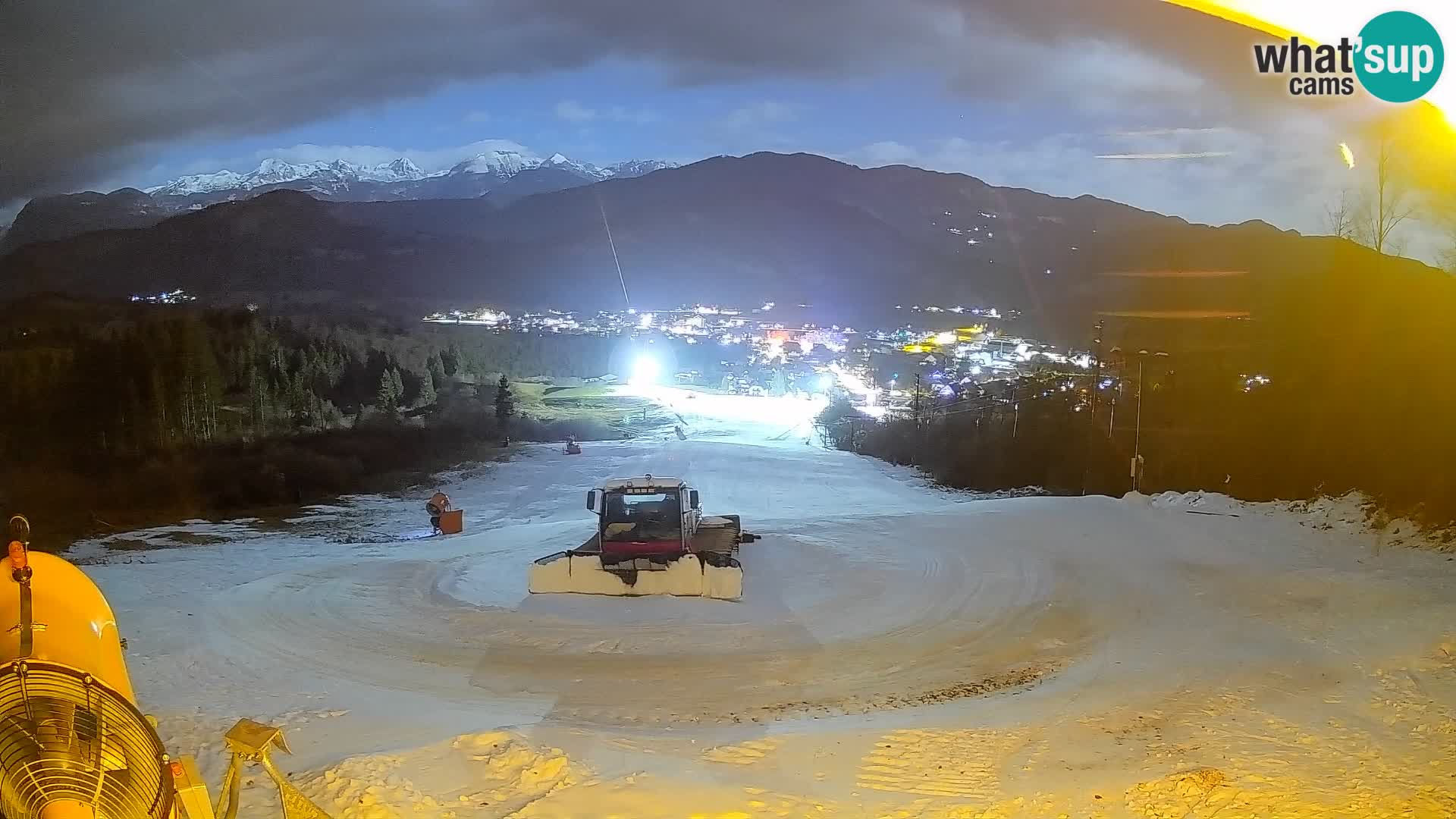 Spletna kamera Bohinjska Bistrica – Pogled v živo s smučišča Kozji Hrbet