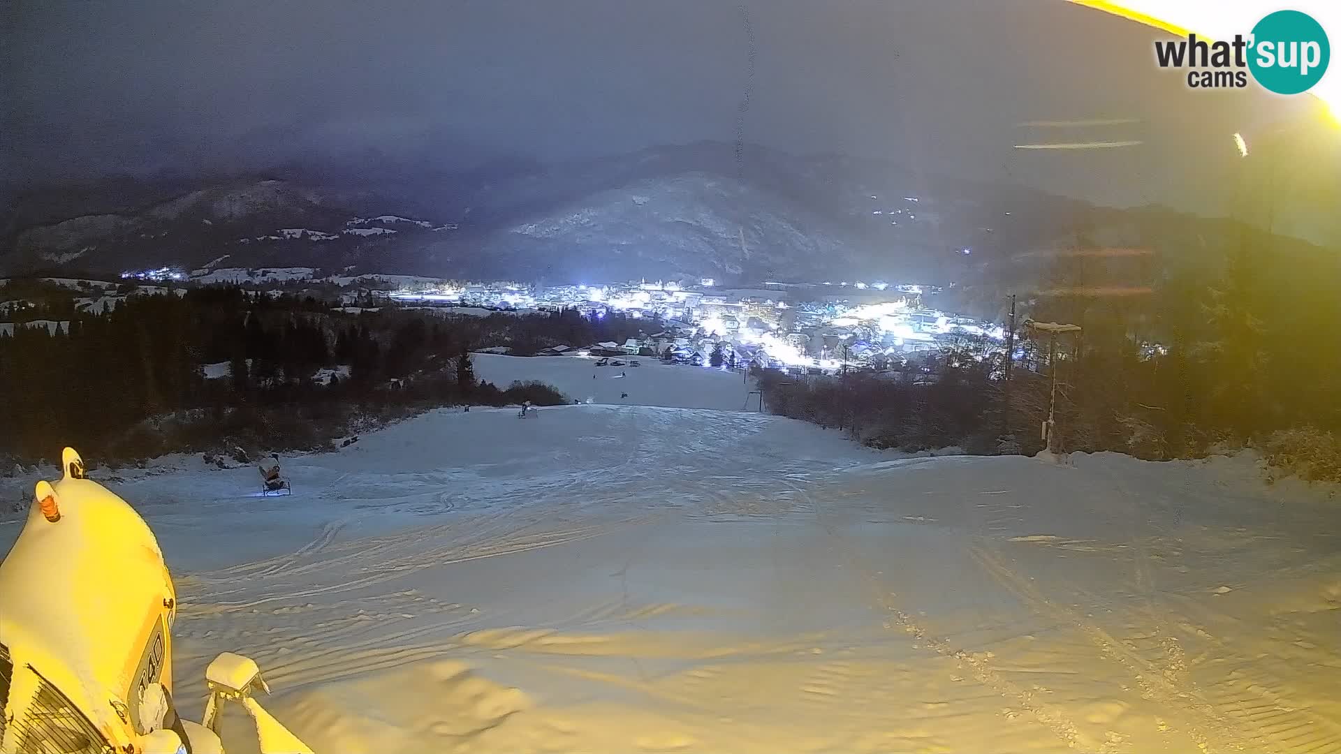 Spletna kamera Bohinjska Bistrica – Pogled v živo s smučišča Kozji Hrbet