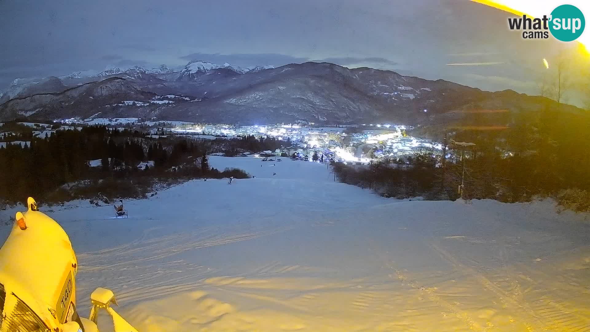 Spletna kamera Bohinjska Bistrica – Pogled v živo s smučišča Kozji Hrbet