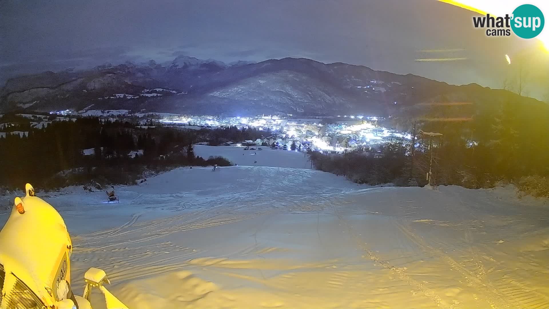 Spletna kamera Bohinjska Bistrica – Pogled v živo s smučišča Kozji Hrbet