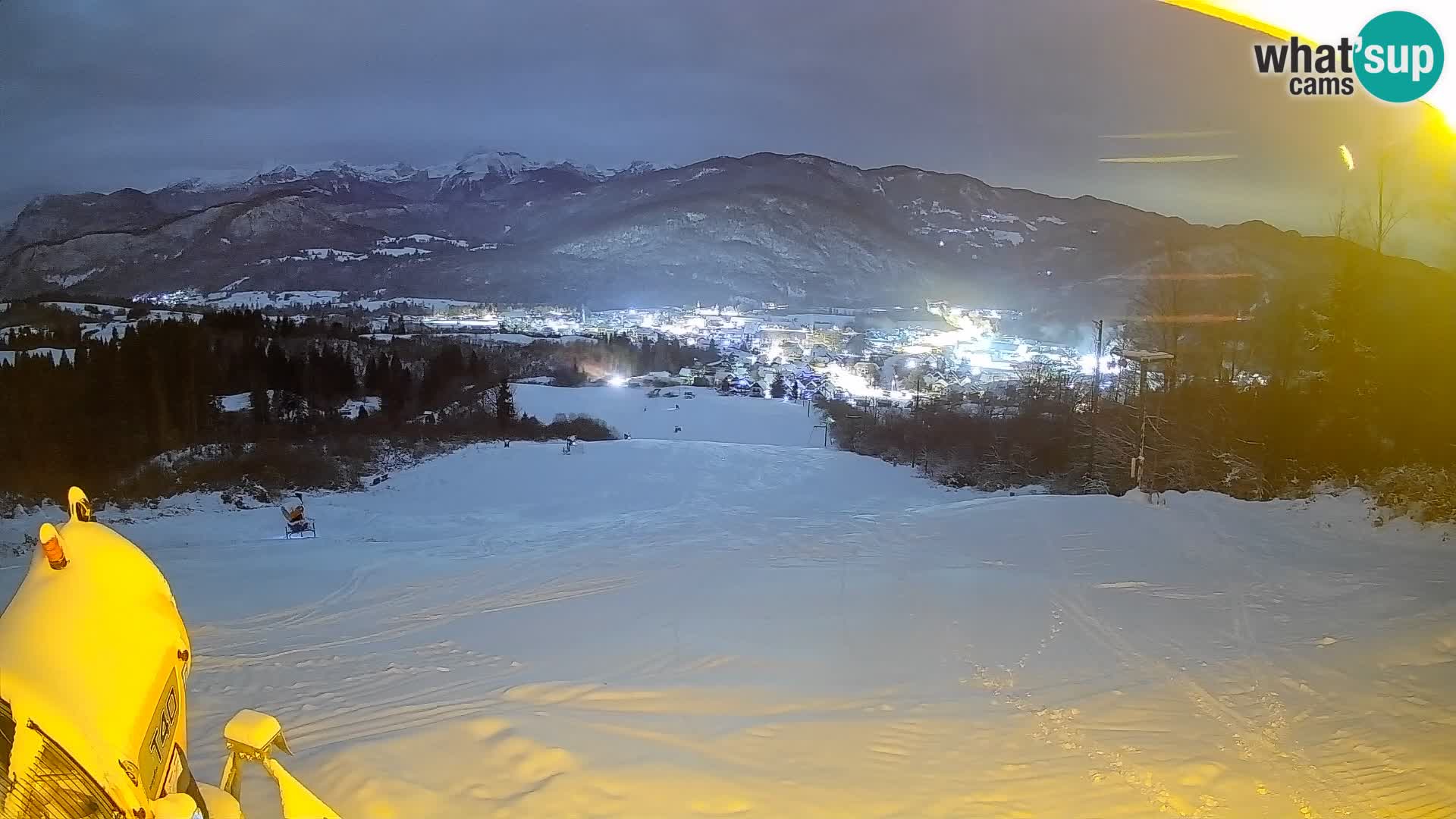 Spletna kamera Bohinjska Bistrica – Pogled v živo s smučišča Kozji Hrbet