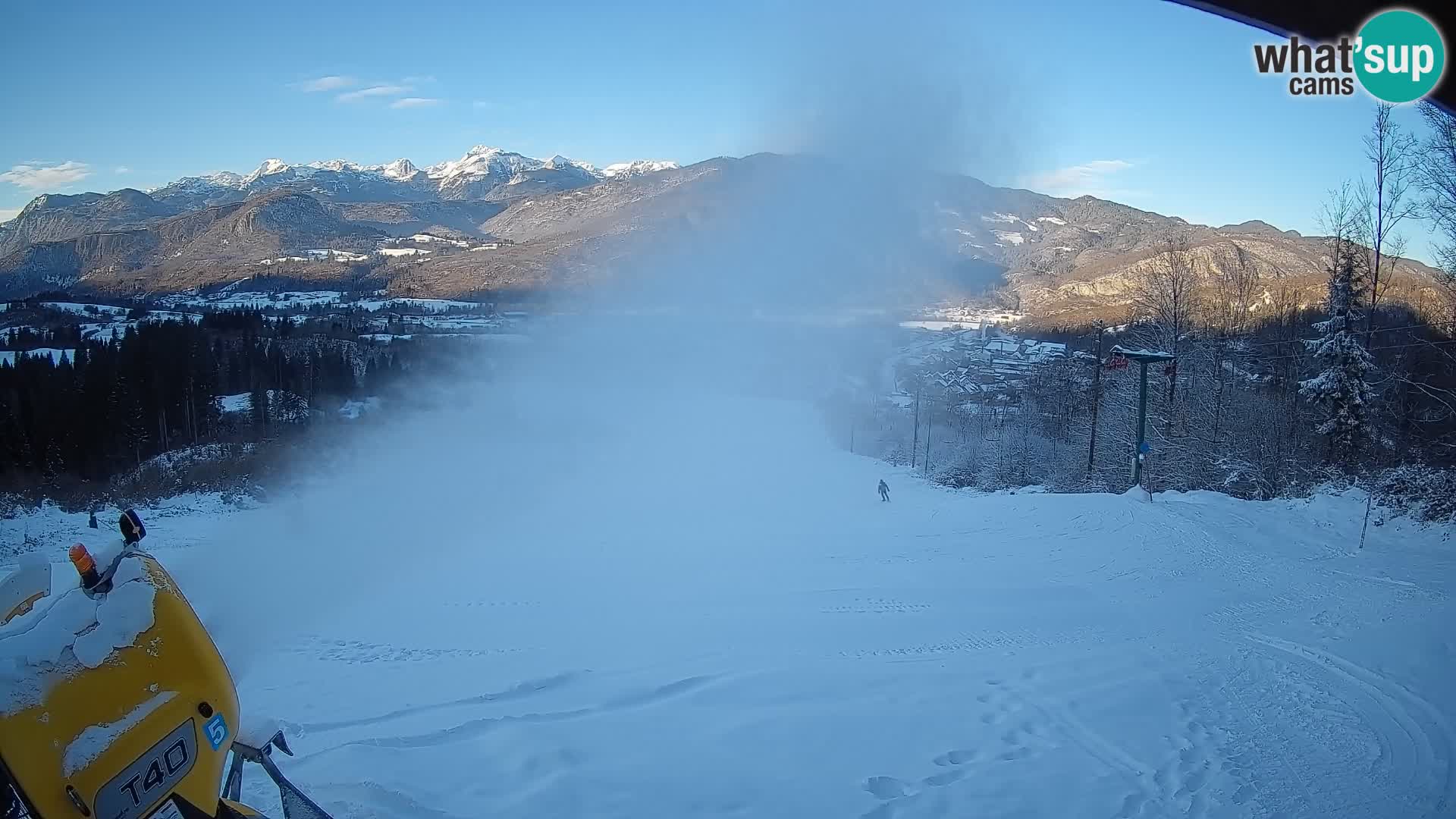 Spletna kamera Bohinjska Bistrica – Pogled v živo s smučišča Kozji Hrbet