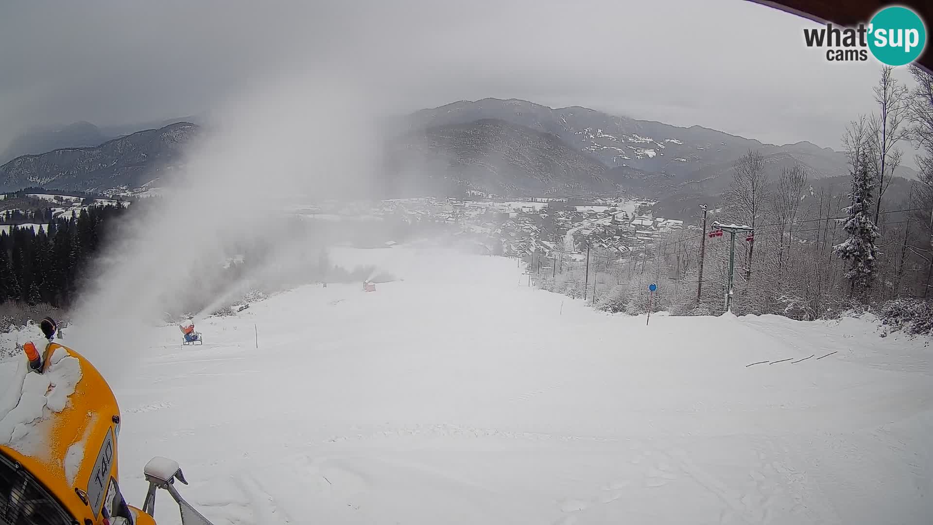 Spletna kamera Bohinjska Bistrica – Pogled v živo s smučišča Kozji Hrbet