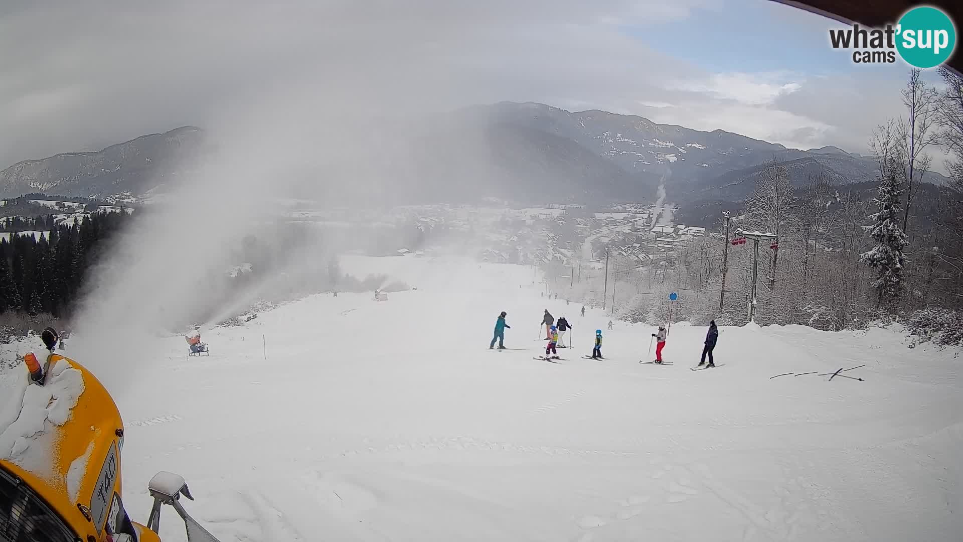 Spletna kamera Bohinjska Bistrica – Pogled v živo s smučišča Kozji Hrbet