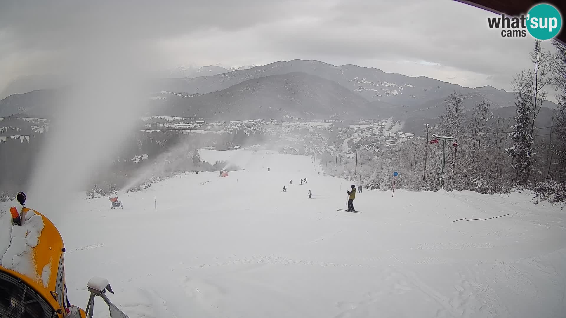Spletna kamera Bohinjska Bistrica – Pogled v živo s smučišča Kozji Hrbet