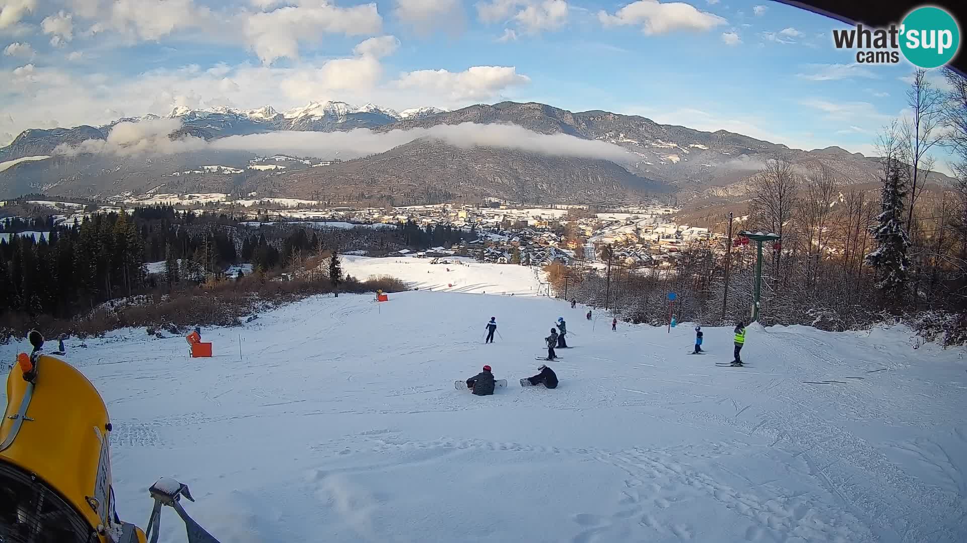 Spletna kamera Bohinjska Bistrica – Pogled v živo s smučišča Kozji Hrbet