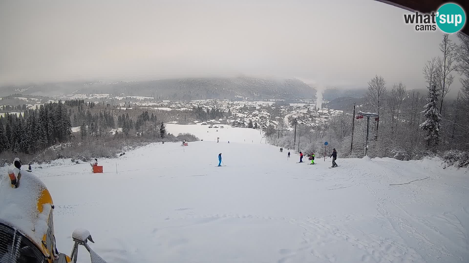 Spletna kamera Bohinjska Bistrica – Pogled v živo s smučišča Kozji Hrbet