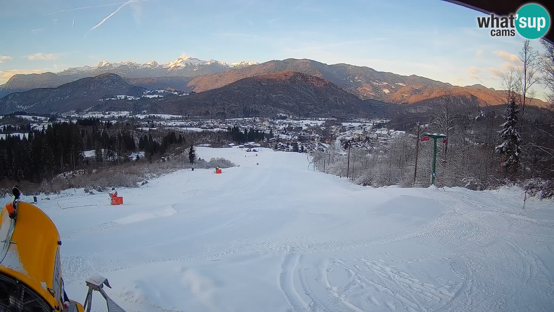 Kamera uživo Bohinjska Bistrica – Pogled u stvarnom vremenu sa skijališta Kozji Hrbet