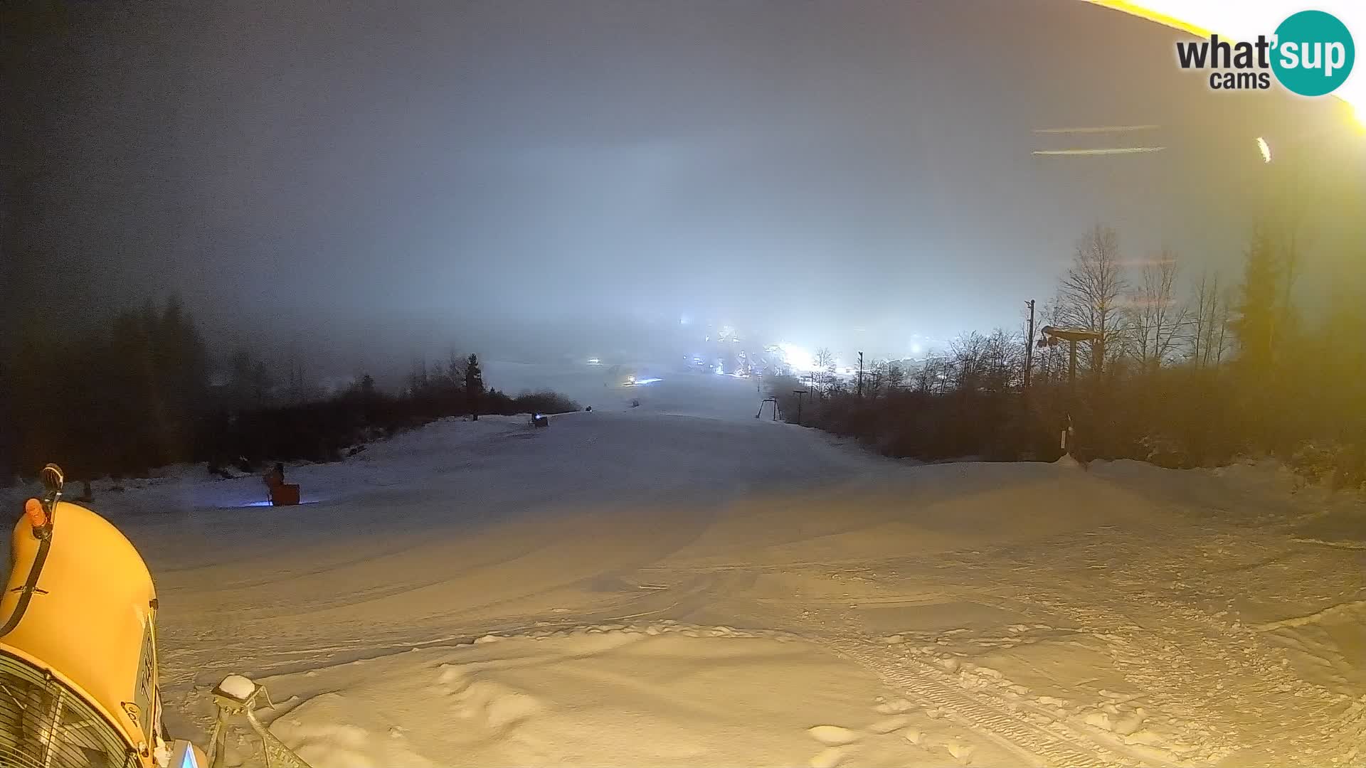 Spletna kamera Bohinjska Bistrica – Pogled v živo s smučišča Kozji Hrbet