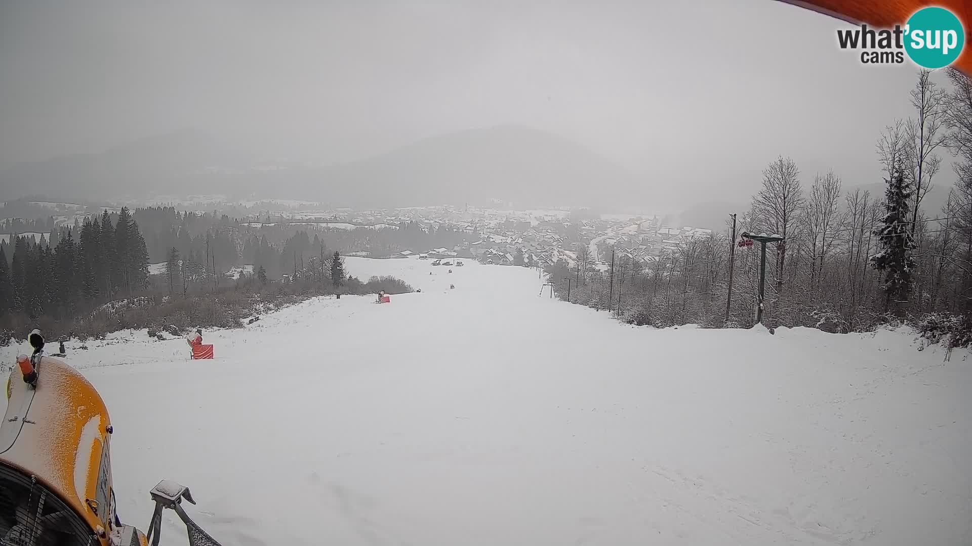 Spletna kamera Bohinjska Bistrica – Pogled v živo s smučišča Kozji Hrbet