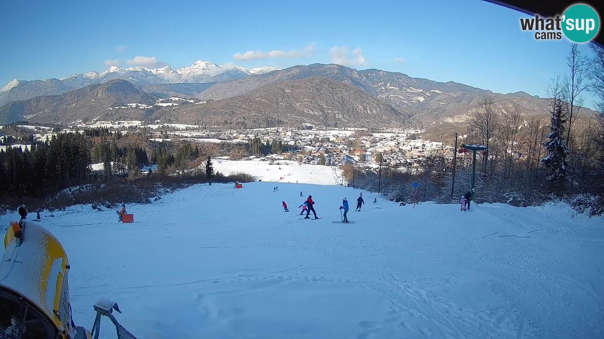 Spletna kamera Bohinjska Bistrica – Pogled v živo s smučišča Kozji Hrbet