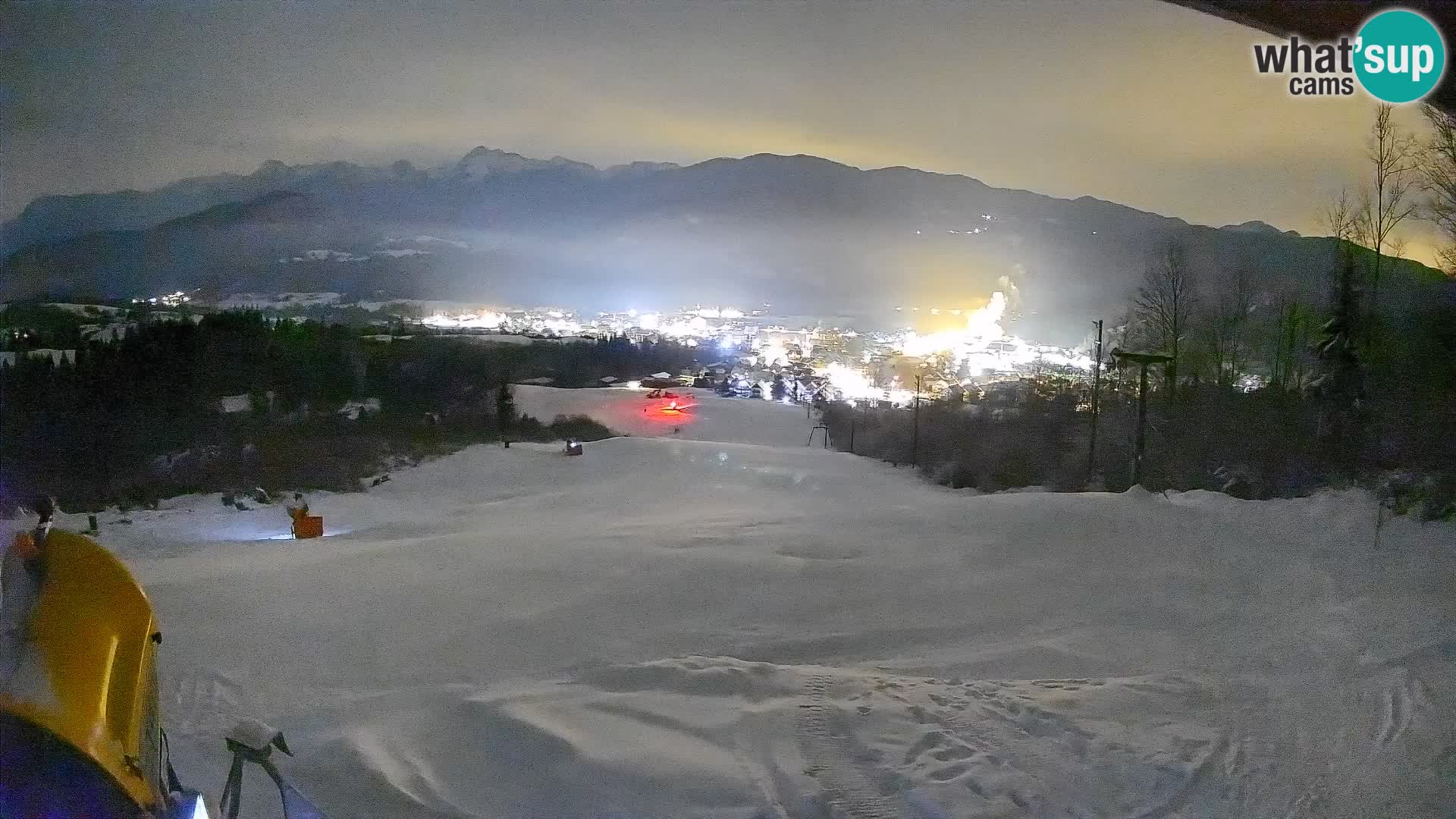 Spletna kamera Bohinjska Bistrica – Pogled v živo s smučišča Kozji Hrbet