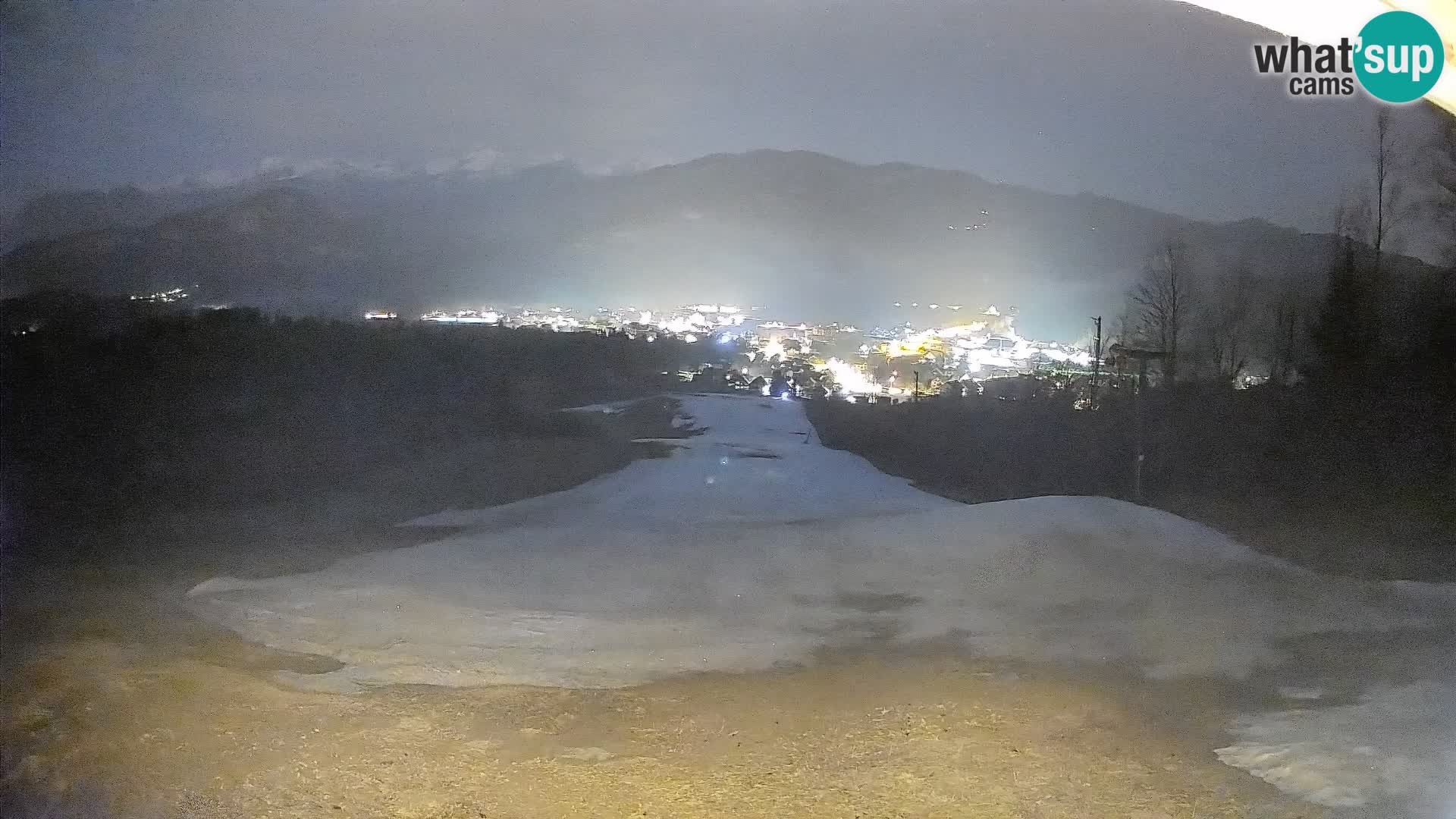 Spletna kamera Bohinjska Bistrica – Pogled v živo s smučišča Kozji Hrbet