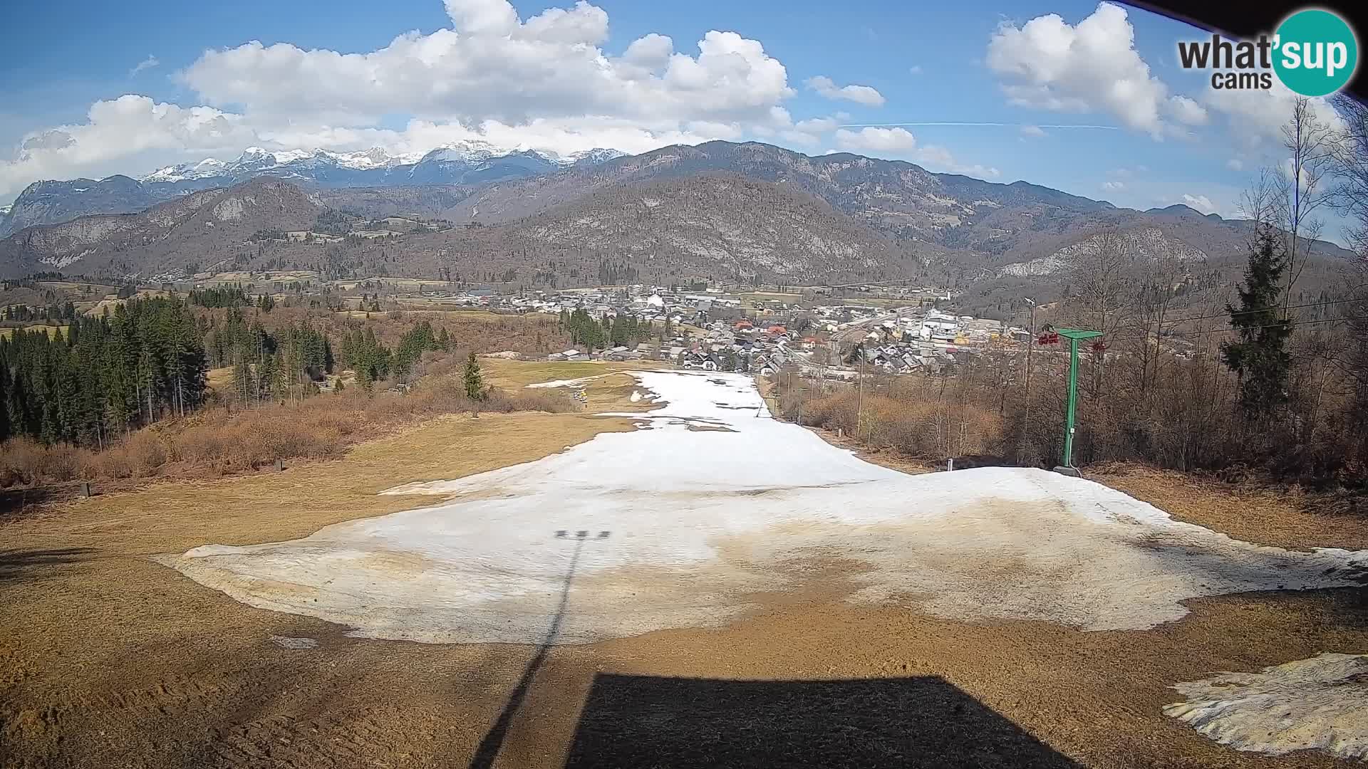 Spletna kamera Bohinjska Bistrica – Pogled v živo s smučišča Kozji Hrbet