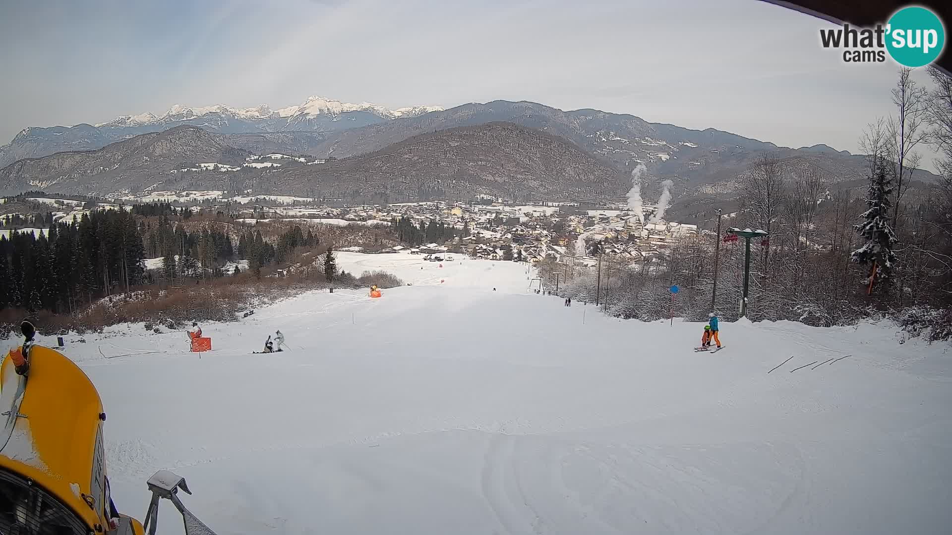 Kamera uživo Bohinjska Bistrica – Pogled u stvarnom vremenu sa skijališta Kozji Hrbet