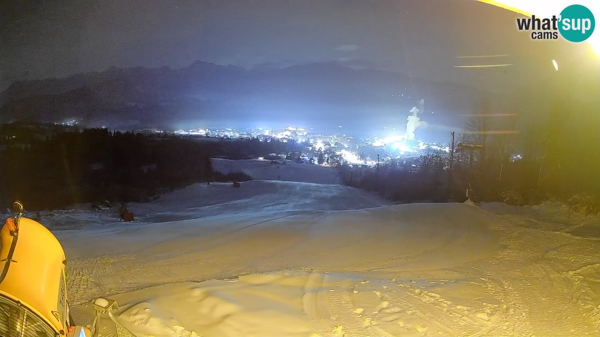 Spletna kamera Bohinjska Bistrica – Pogled v živo s smučišča Kozji Hrbet