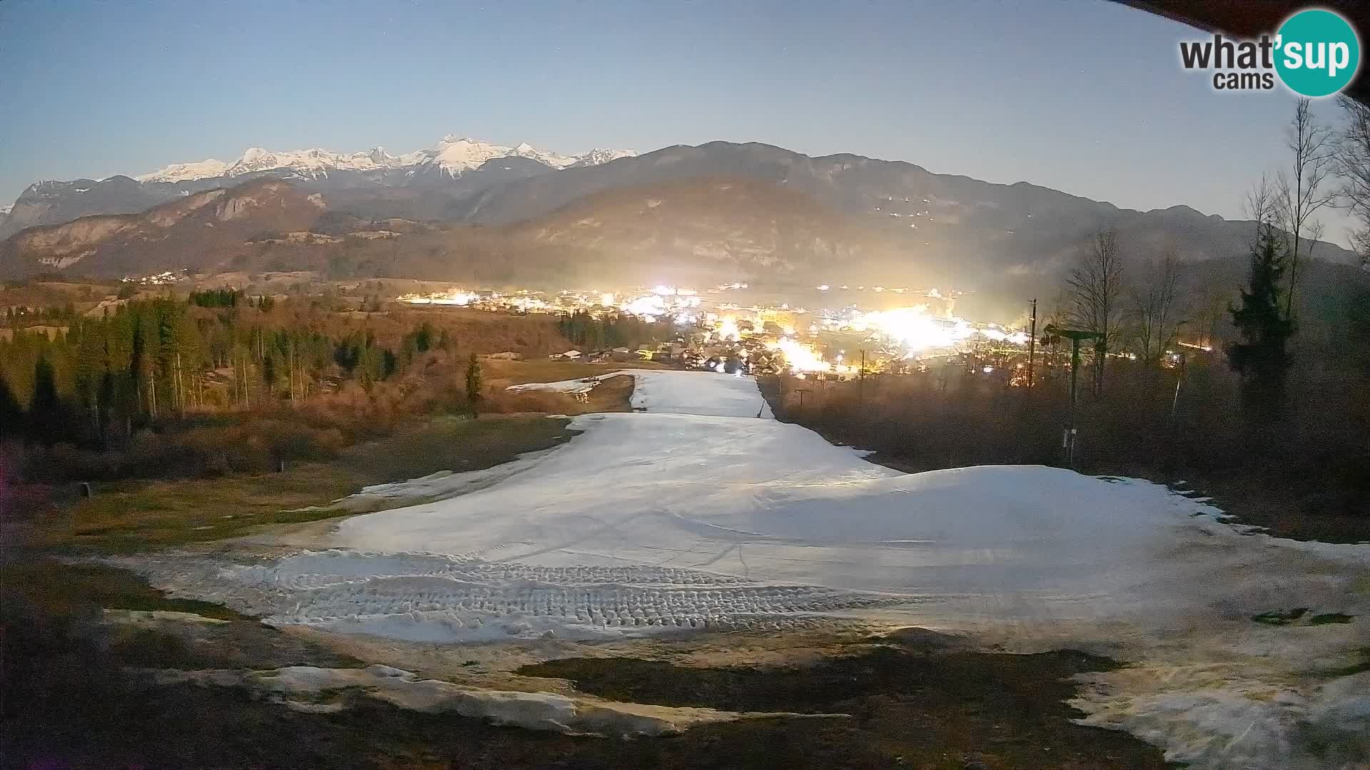 Kamera uživo Bohinjska Bistrica – Pogled u stvarnom vremenu sa skijališta Kozji Hrbet