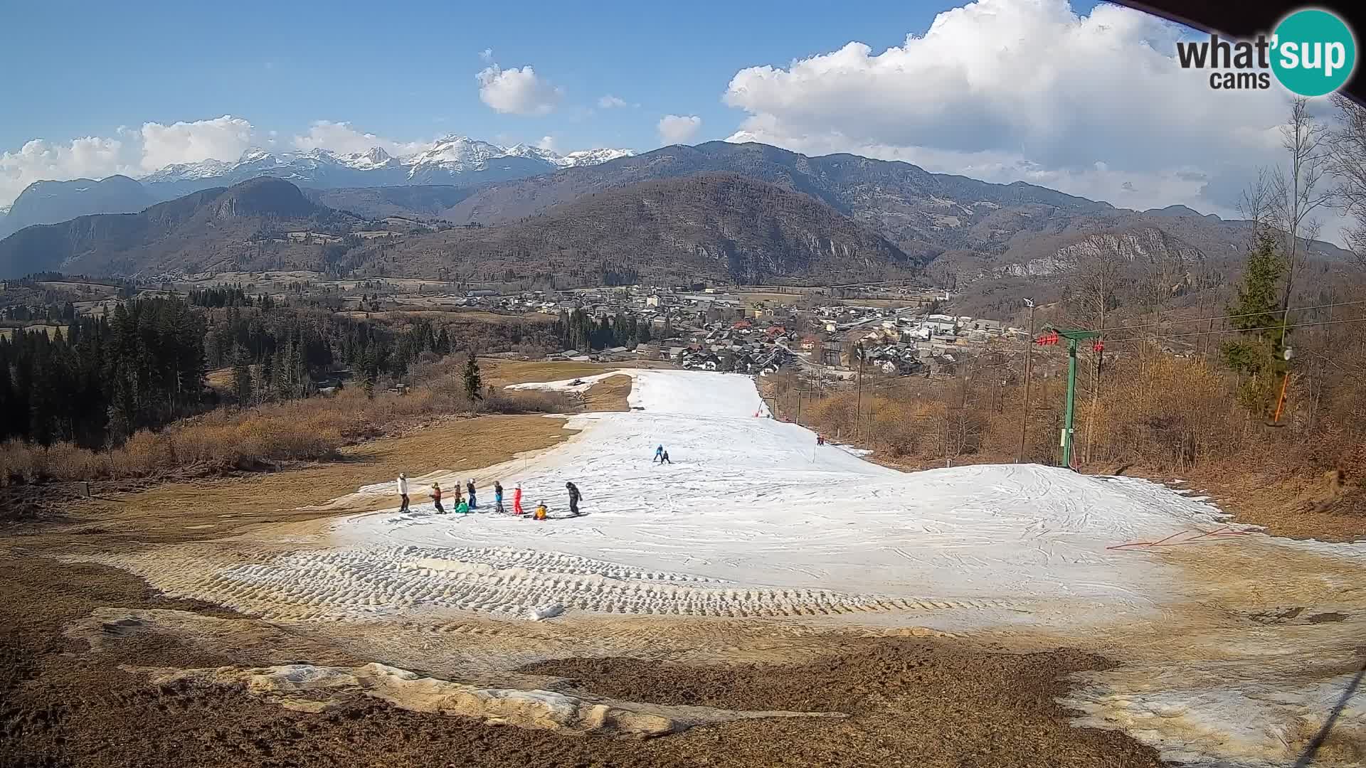 Kamera uživo Bohinjska Bistrica – Pogled u stvarnom vremenu sa skijališta Kozji Hrbet