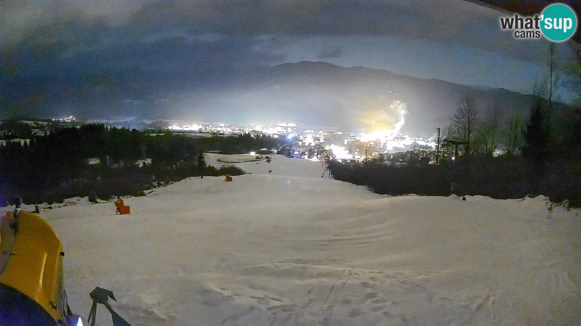 Spletna kamera Bohinjska Bistrica – Pogled v živo s smučišča Kozji Hrbet