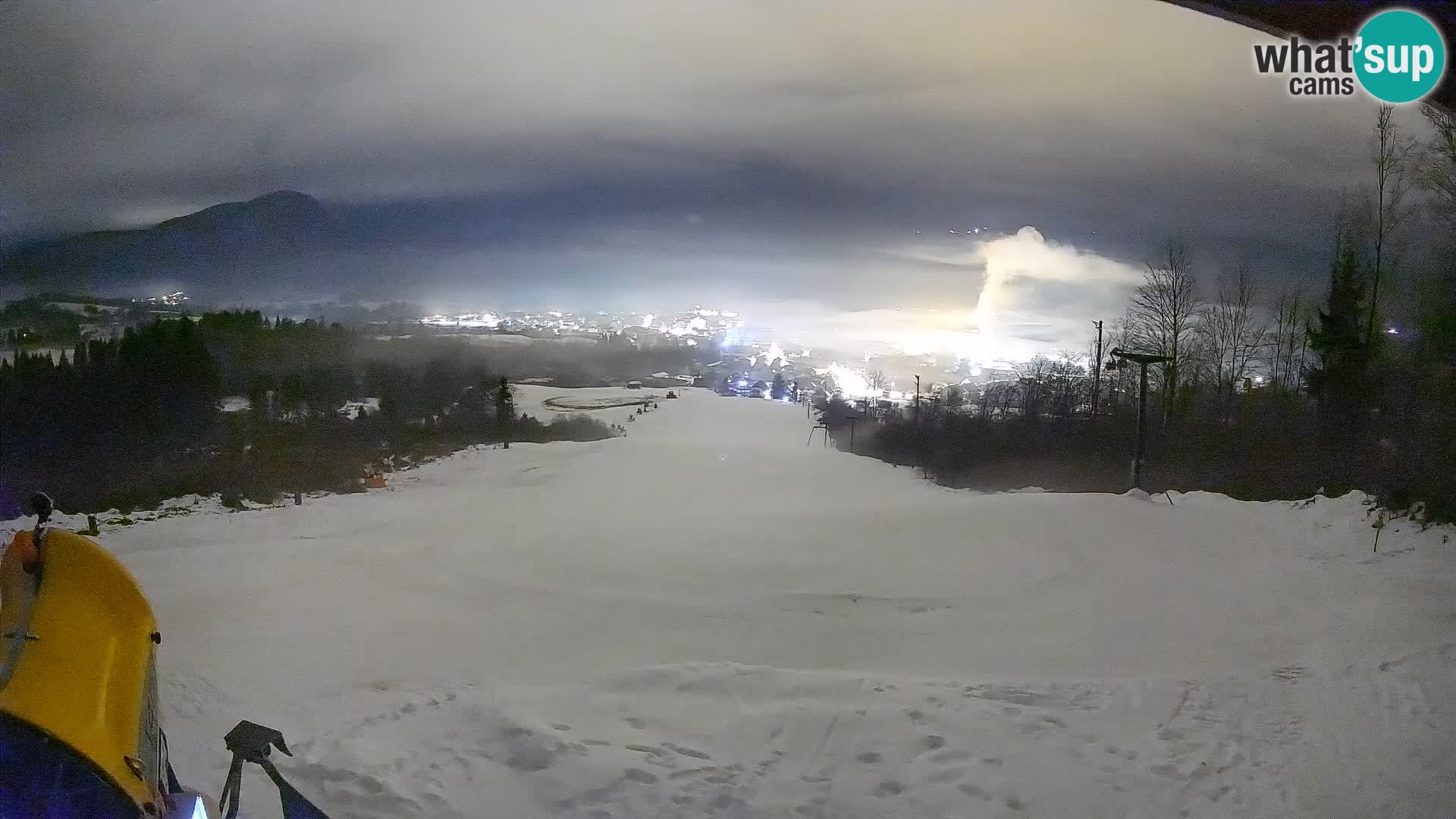 Kamera uživo Bohinjska Bistrica – Pogled u stvarnom vremenu sa skijališta Kozji Hrbet