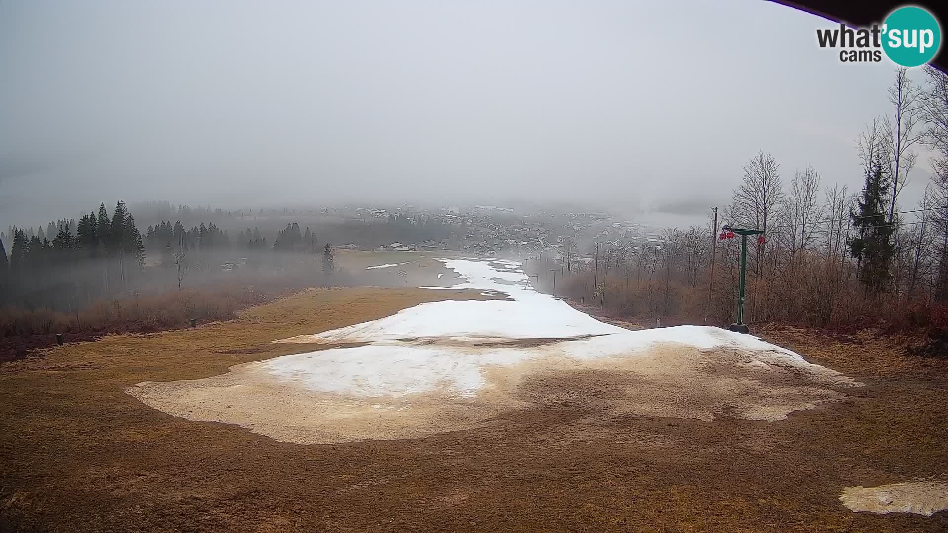 Kamera uživo Bohinjska Bistrica – Pogled u stvarnom vremenu sa skijališta Kozji Hrbet