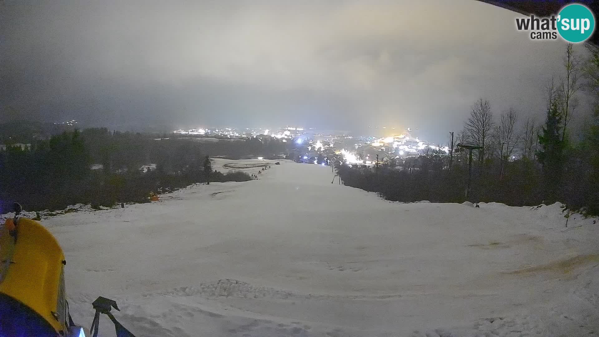 Kamera uživo Bohinjska Bistrica – Pogled u stvarnom vremenu sa skijališta Kozji Hrbet