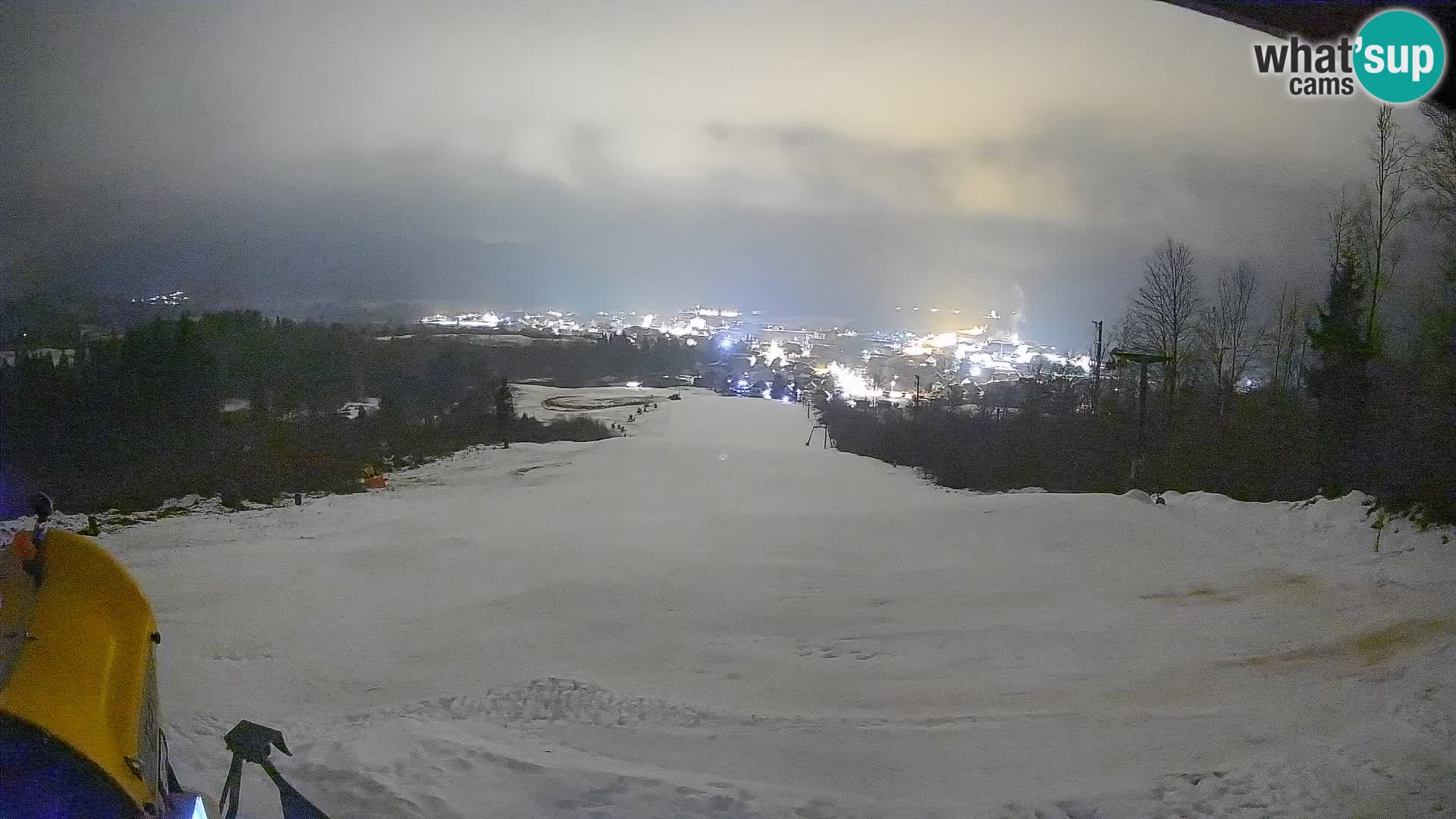 Kamera uživo Bohinjska Bistrica – Pogled u stvarnom vremenu sa skijališta Kozji Hrbet
