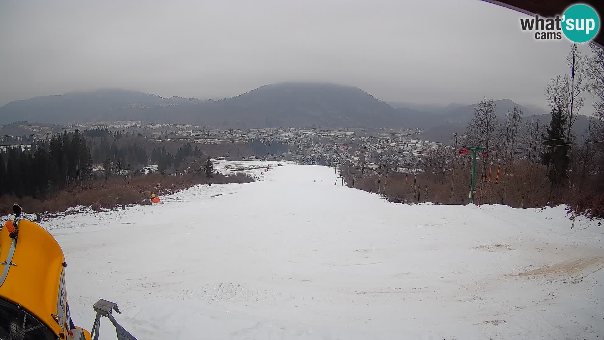 Kamera uživo Bohinjska Bistrica – Pogled u stvarnom vremenu sa skijališta Kozji Hrbet