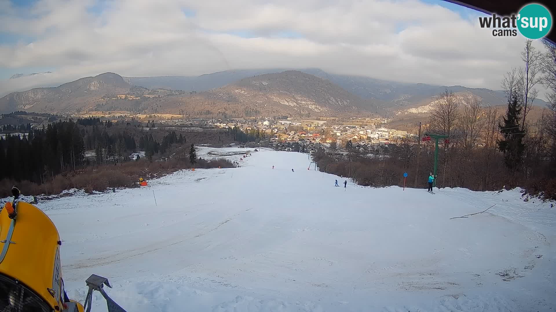 Kamera uživo Bohinjska Bistrica – Pogled u stvarnom vremenu sa skijališta Kozji Hrbet