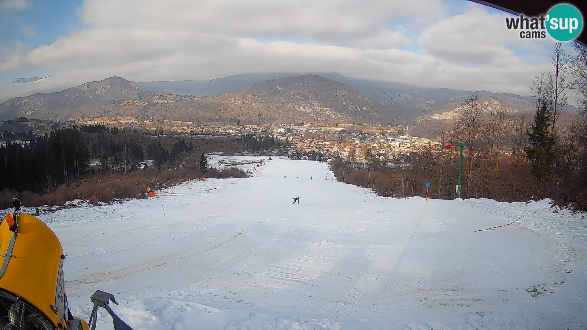 Kamera uživo Bohinjska Bistrica – Pogled u stvarnom vremenu sa skijališta Kozji Hrbet