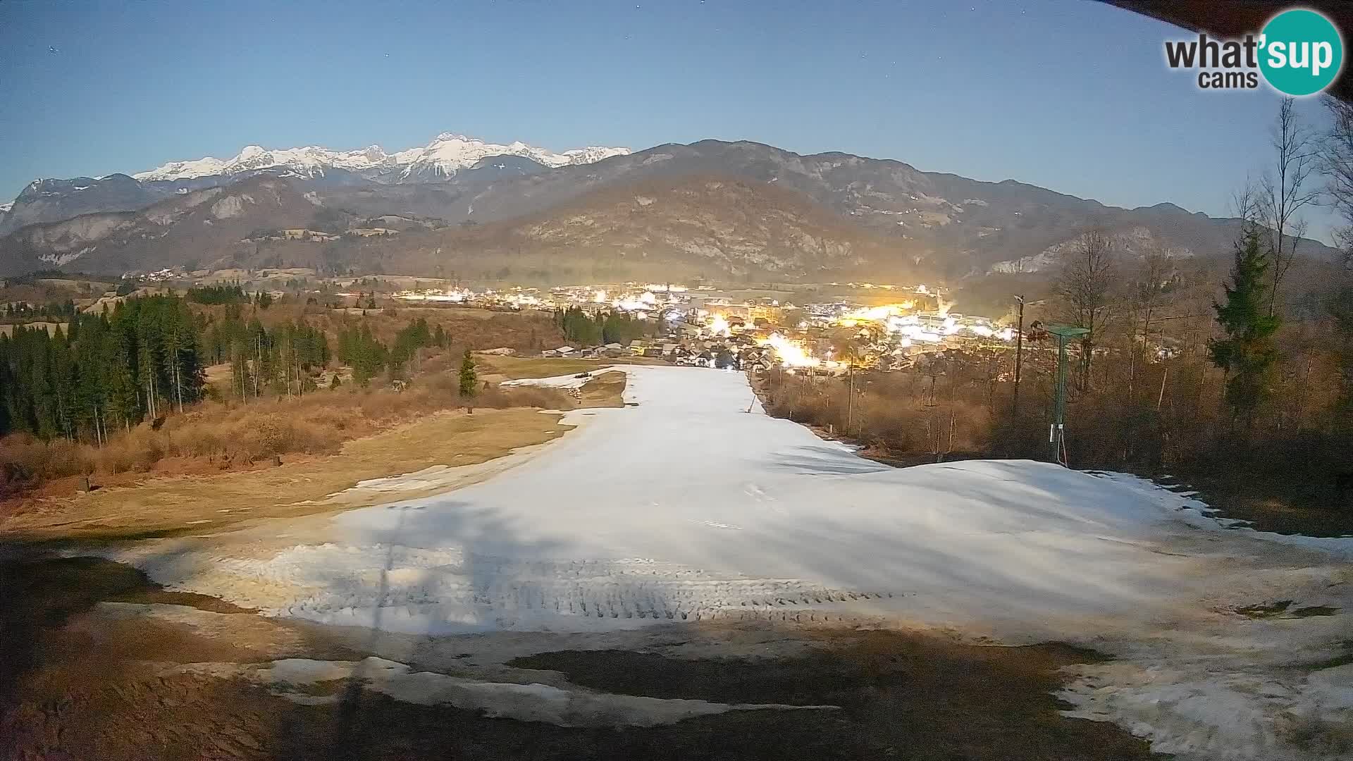 Kamera uživo Bohinjska Bistrica – Pogled u stvarnom vremenu sa skijališta Kozji Hrbet
