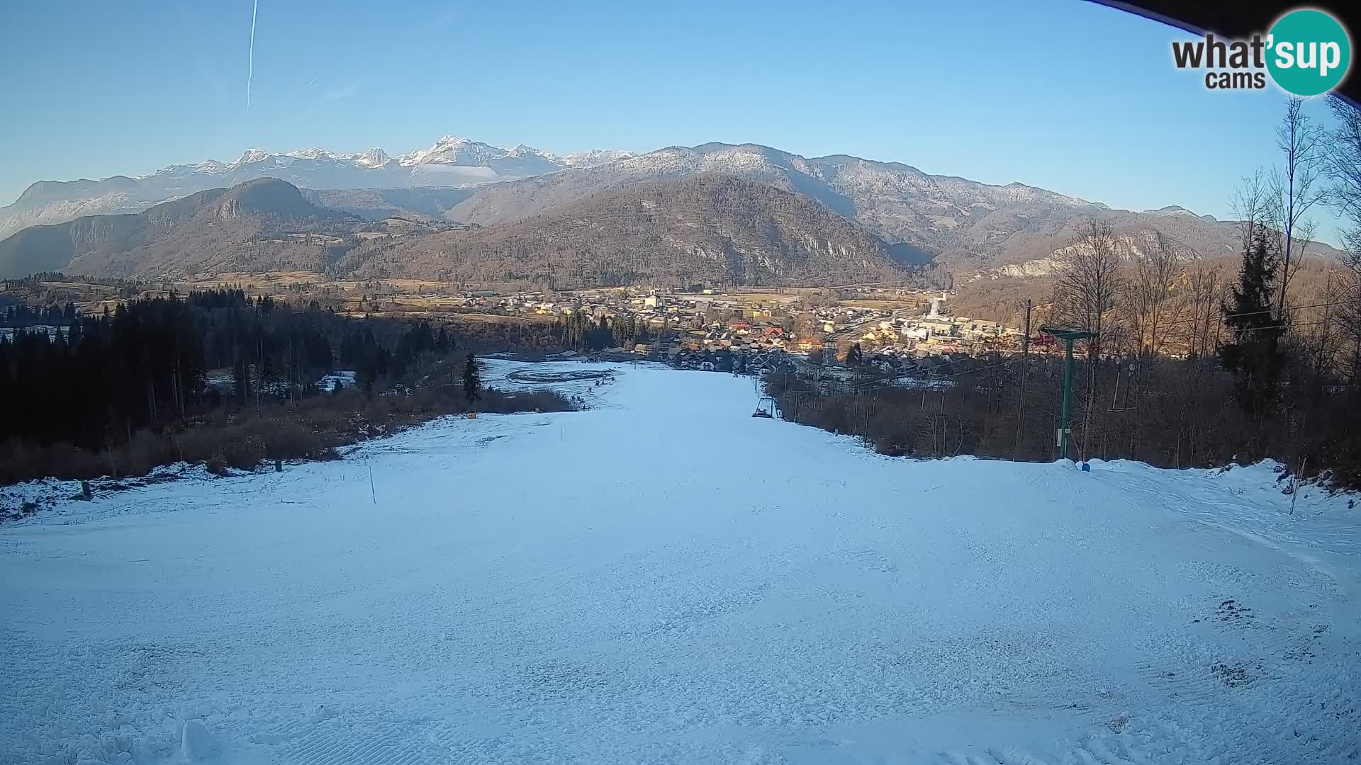 Kamera uživo Bohinjska Bistrica – Pogled u stvarnom vremenu sa skijališta Kozji Hrbet