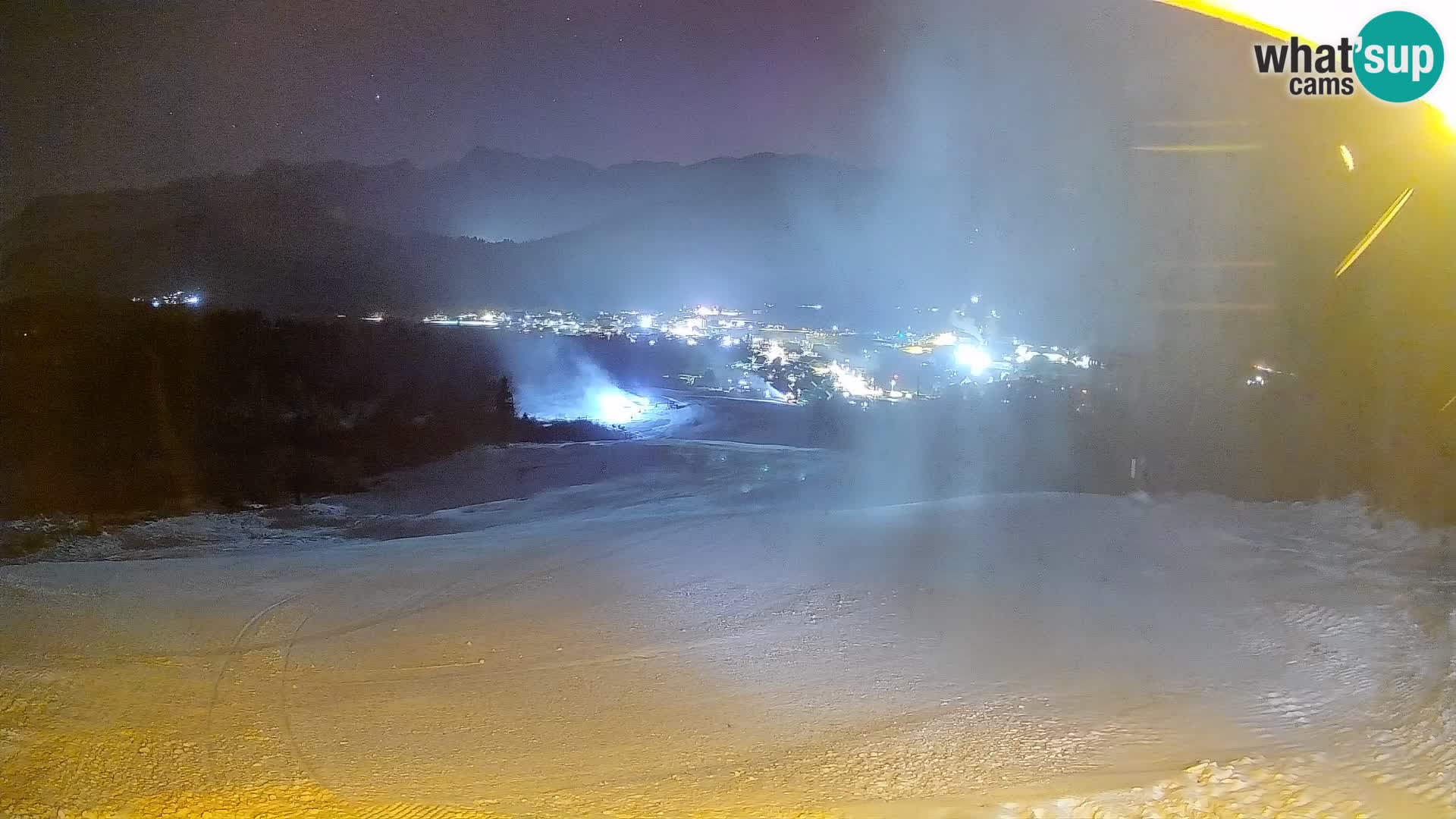 Spletna kamera Bohinjska Bistrica – Pogled v živo s smučišča Kozji Hrbet