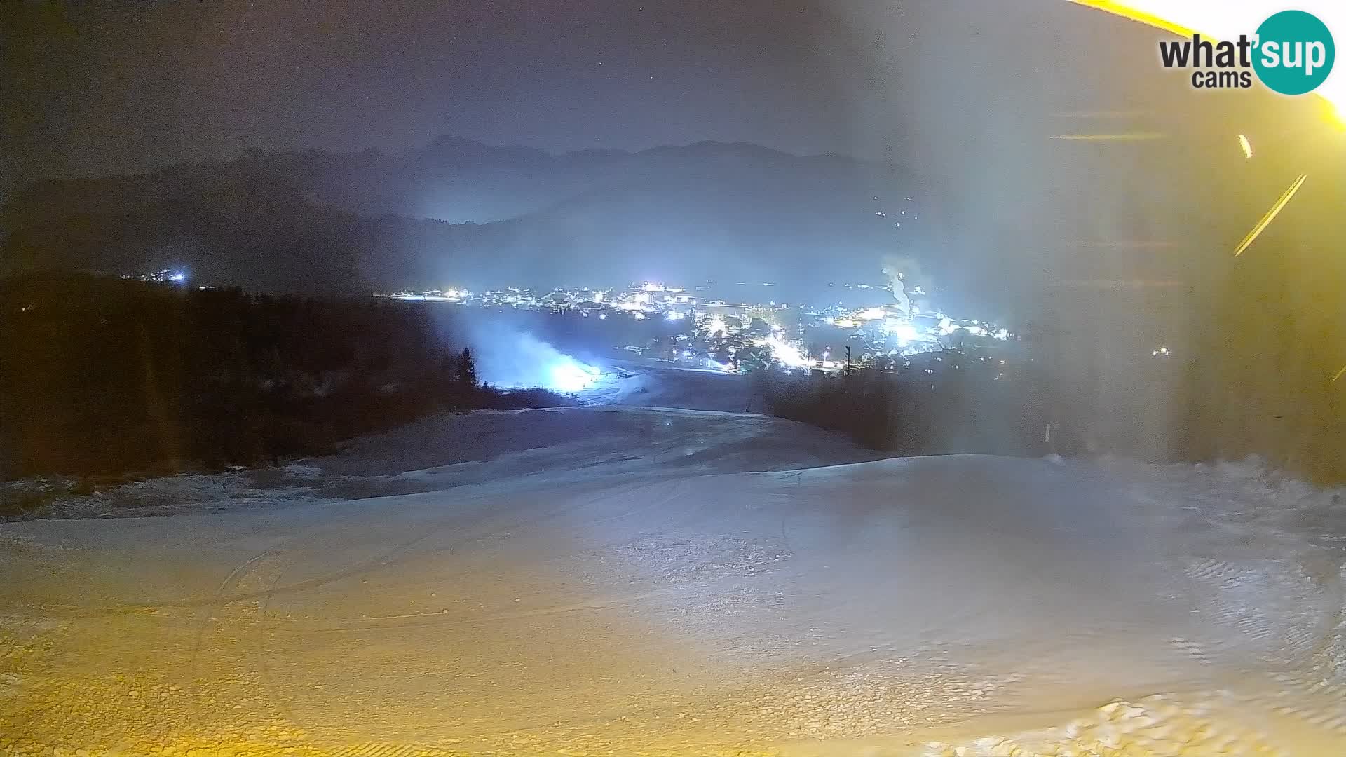Spletna kamera Bohinjska Bistrica – Pogled v živo s smučišča Kozji Hrbet