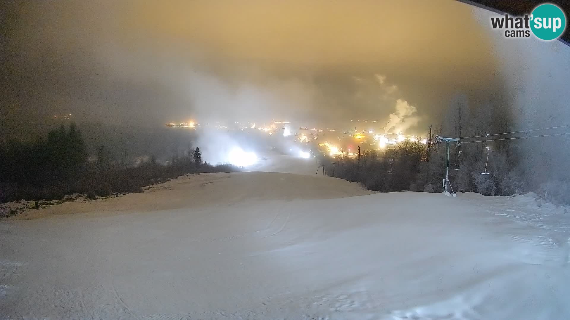 Kamera uživo Bohinjska Bistrica – Pogled u stvarnom vremenu sa skijališta Kozji Hrbet