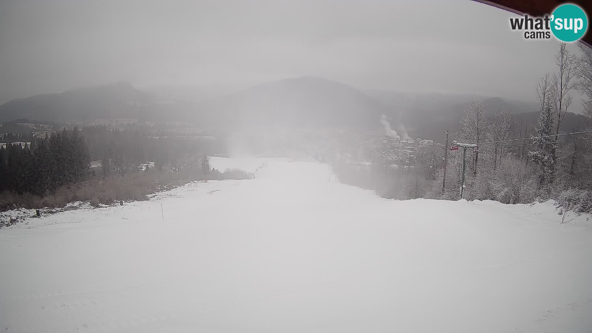 Spletna kamera Bohinjska Bistrica – Pogled v živo s smučišča Kozji Hrbet