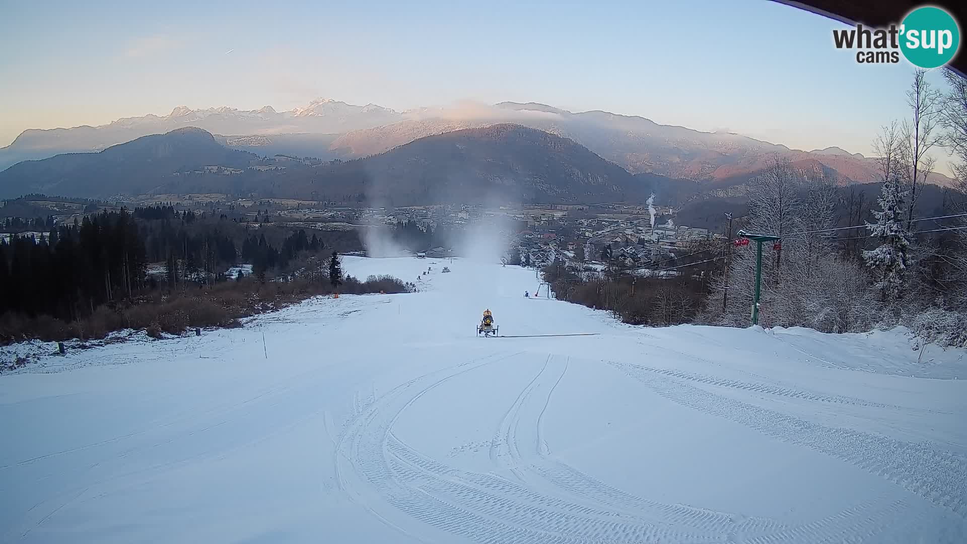 Spletna kamera Bohinjska Bistrica – Pogled v živo s smučišča Kozji Hrbet