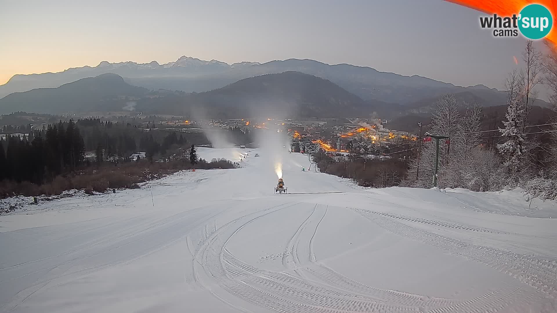 Spletna kamera Bohinjska Bistrica – Pogled v živo s smučišča Kozji Hrbet