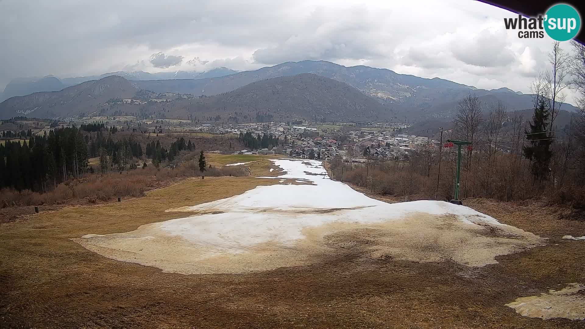 Kamera uživo Bohinjska Bistrica – Pogled u stvarnom vremenu sa skijališta Kozji Hrbet