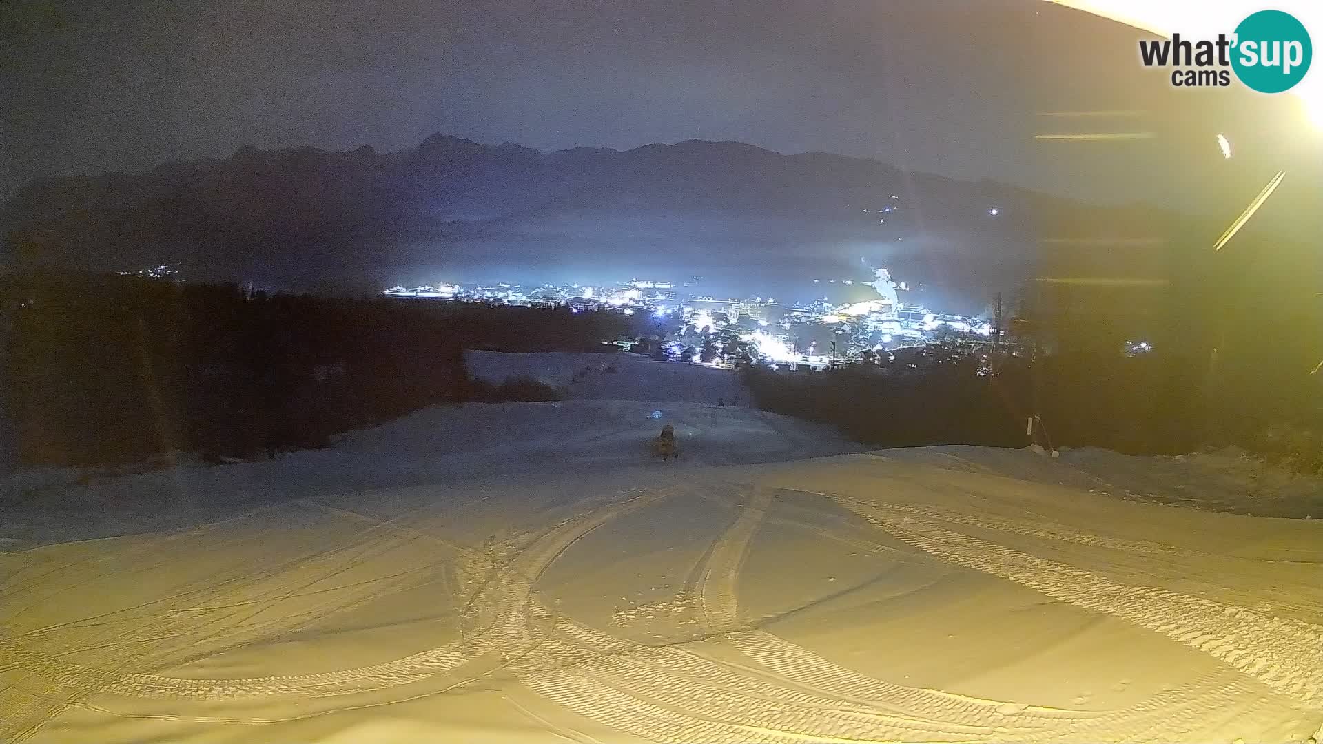 Kamera uživo Bohinjska Bistrica – Pogled u stvarnom vremenu sa skijališta Kozji Hrbet